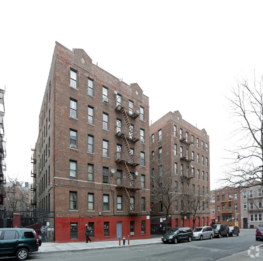 Primary Photo - 219 Miriam St