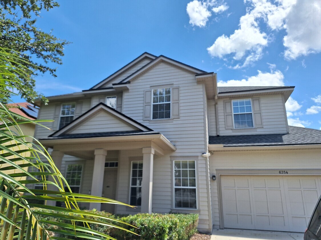 Foto principal - 6354 Greenland Chase Blvd