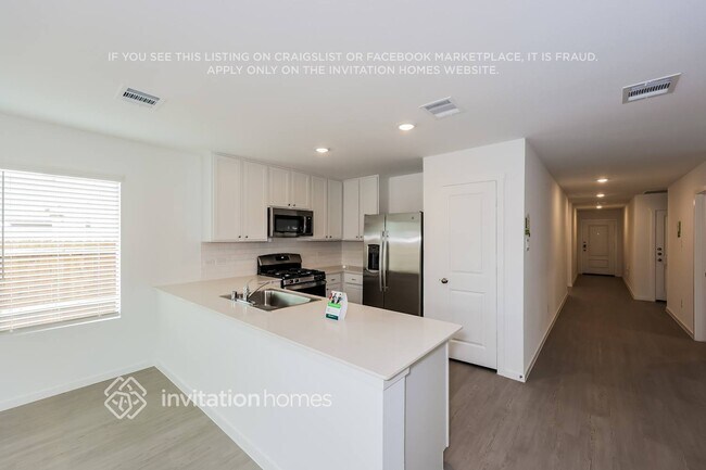 Foto del edificio - 2746 Bronte Blvd