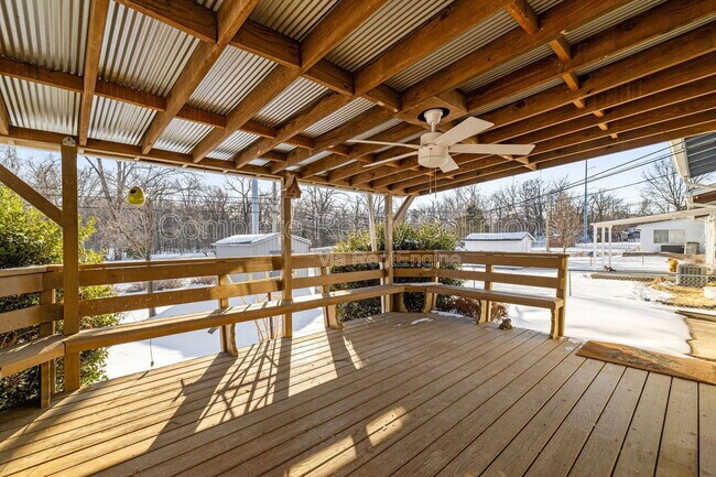 Foto del edificio - 12006 Glenpark Dr