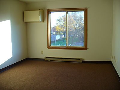 Foto del edificio - 11513 Douglas Ave
