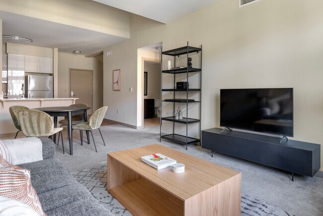 Foto del edificio - 5200 Iron Horse Pkwy