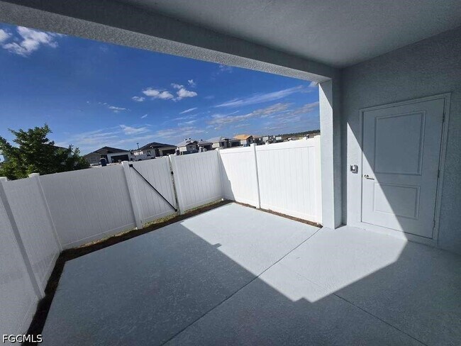 Foto del edificio - 14947 White Pearl Rd