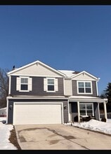 Building Photo - 382 Trinity Wy E