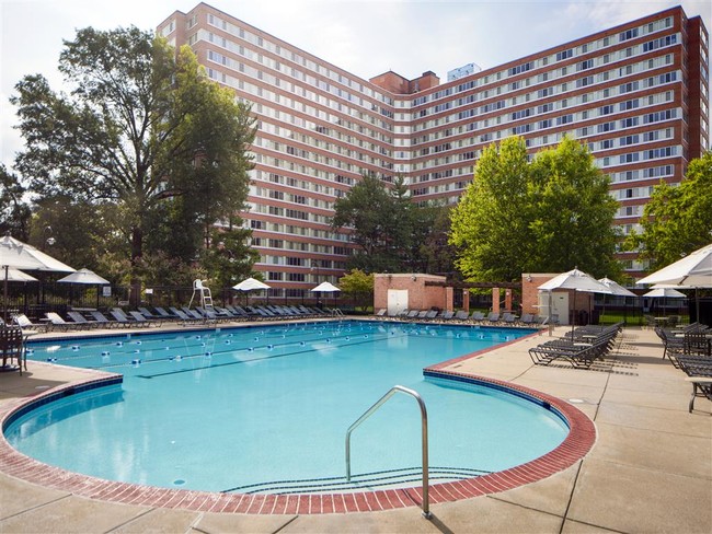 RiverHouse Apartments - Arlington, VA | Apartments.com