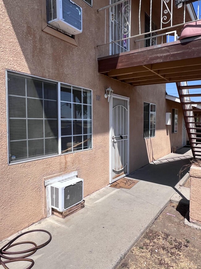Building Photo - 4795 E Ashlan Ave