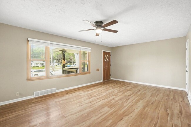 Photo - Modern Comfort meets Convenience - 3BR/2BA Duplex House