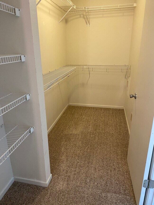 Foto del edificio - 2602 Speedwell Ln