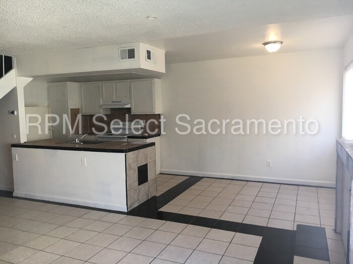 100 Nedra Ct, Sacramento, CA 95822 Townhome Rentals in Sacramento CA