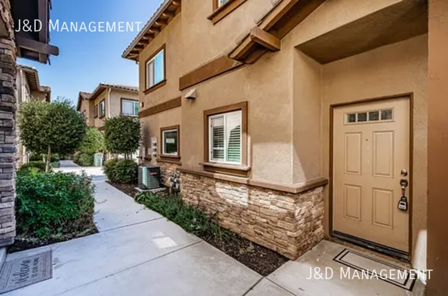 Building Photo - 8127 Cascio Ct