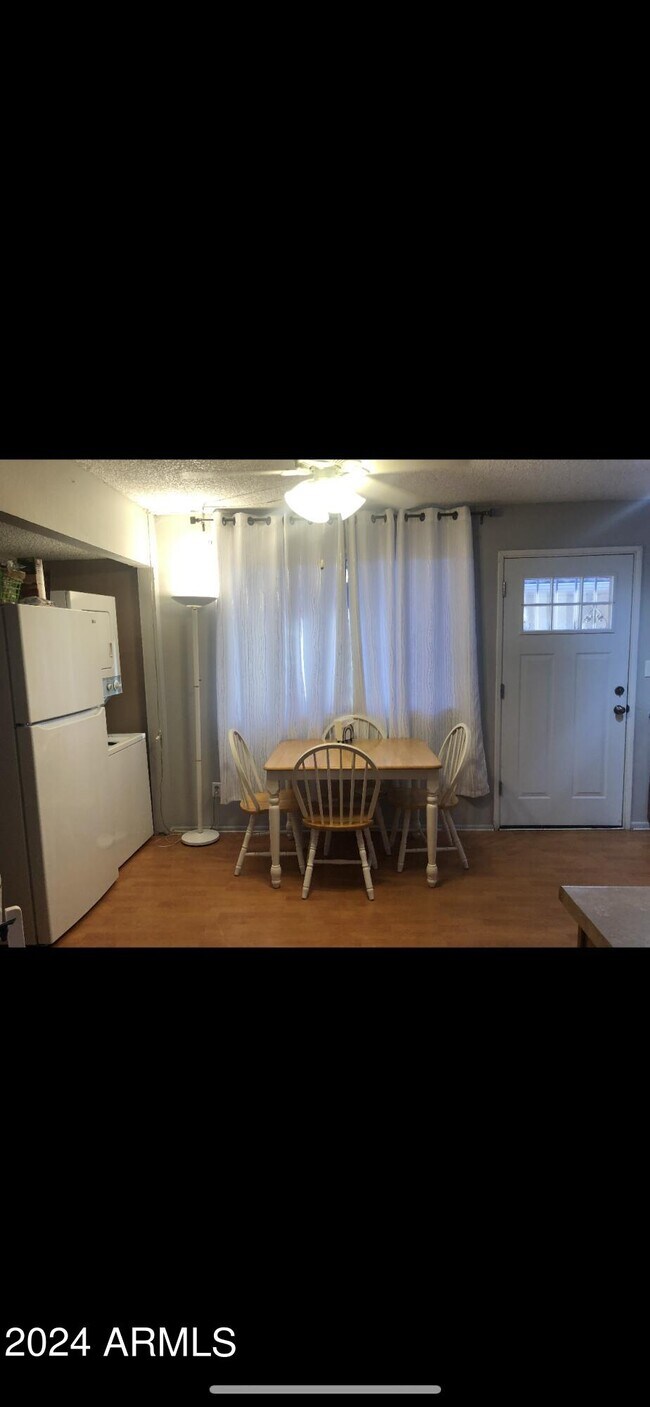 Foto del edificio - 12810 N 113th Ave