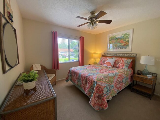 Foto del edificio - 5753 Gardens Dr