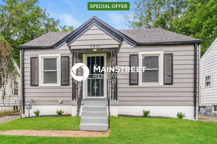 Foto principal - 2 Bedroom Pet-Friendly Home in Louisville,...
