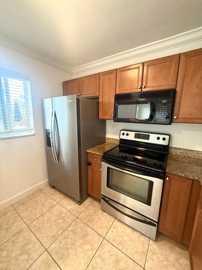 Building Photo - 199 E McNab Rd