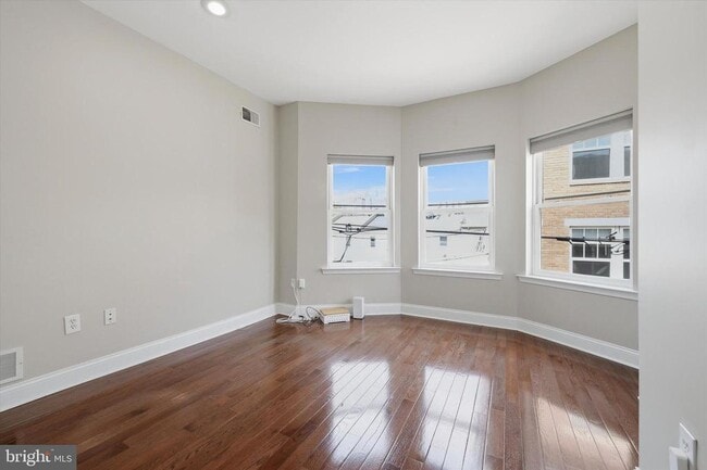 Building Photo - 1232 Webster St