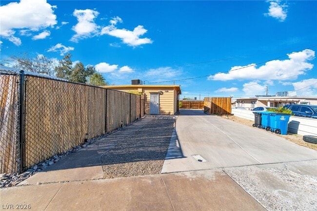 Foto del edificio - 235 Zinc St