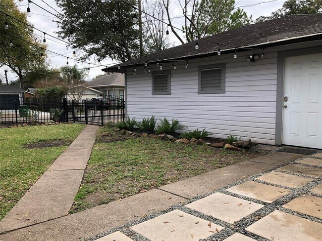 Foto del edificio - 904 Fugate St