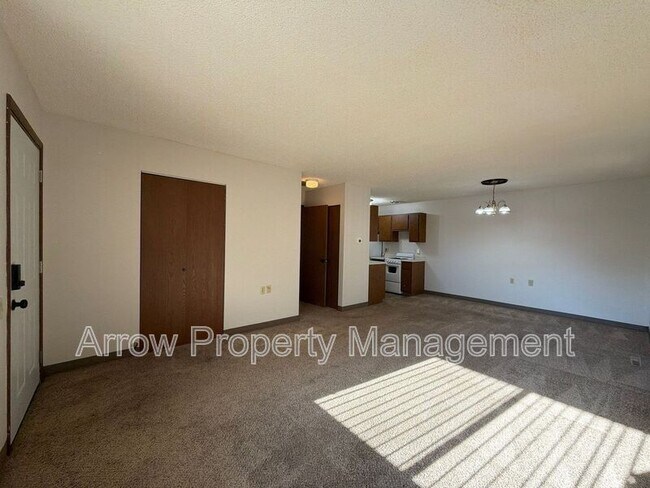 Foto del edificio - 11141 N 137th St