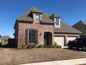 Building Photo - 218 Apalachee Way