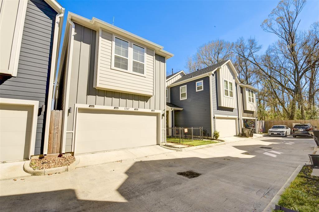 Foto principal - 1247 W Tidwell Rd