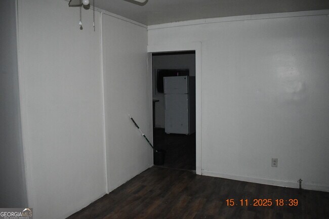 Foto del edificio - 4255 Roy Ave