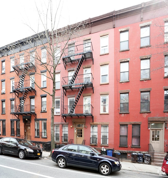 Building Photo - 232 Sackett St