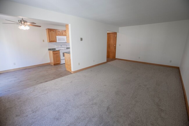 Interior Photo - Parkview
