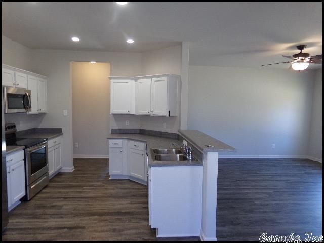 Building Photo - 1155 Bulldog Dr