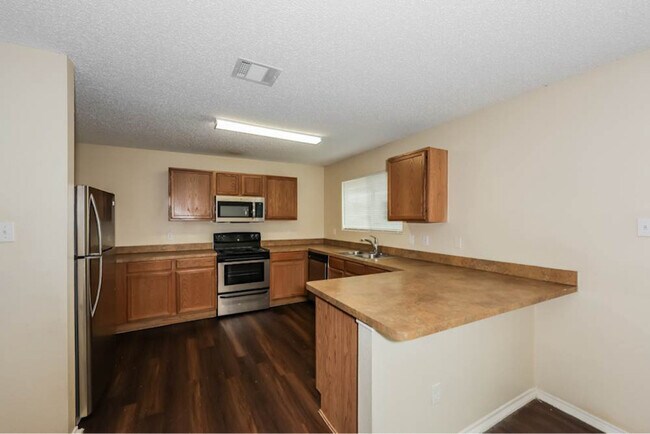 Foto del edificio - 316 Blairwood Dr