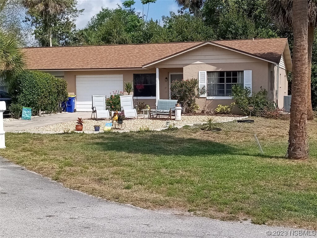 17 Pelican Dr, Edgewater, FL 32141 Townhome Rentals in Edgewater FL