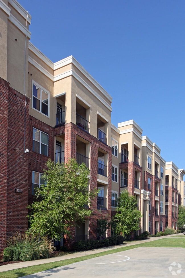 Photo - The Crimson Apartments