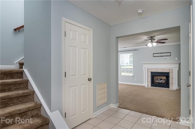 Building Photo - 9304 Tibble Creek Way