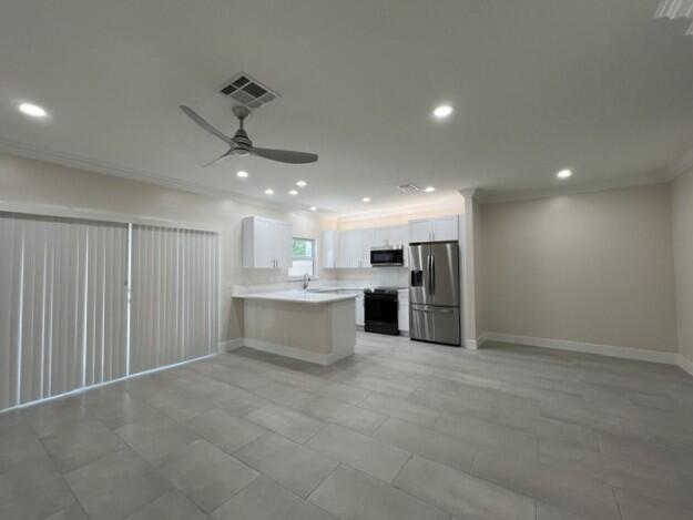 Foto del edificio - 239 Leland Ln