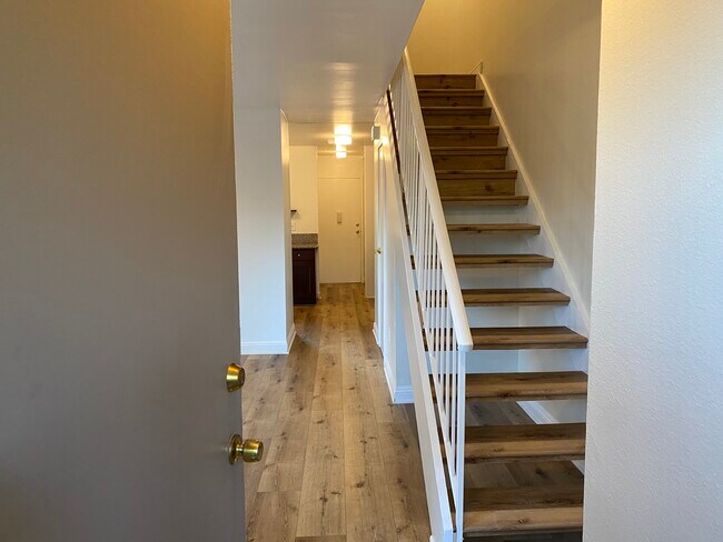 Second floor stair - 28911 Oakpath Dr