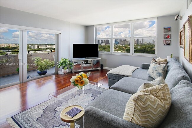 Foto del edificio - 1625 SE 10th Ave