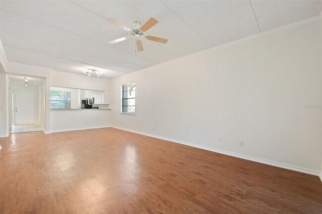 Building Photo - 121 Lindsay Ln