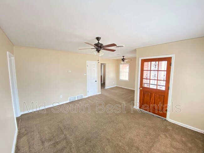 Building Photo - 5396 Lochinvar Rd