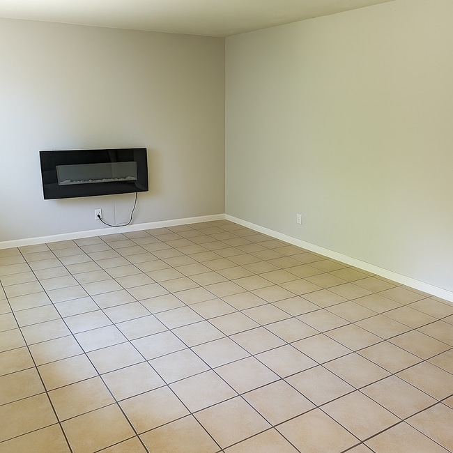 Living Room - 2702 Mulford Cv