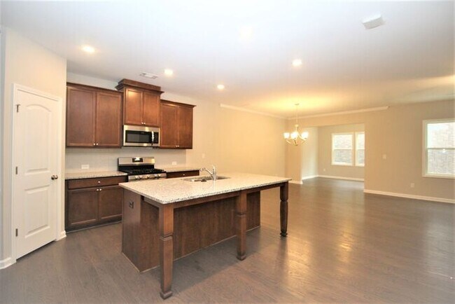 Building Photo - Lawrenceville Smart-Home!