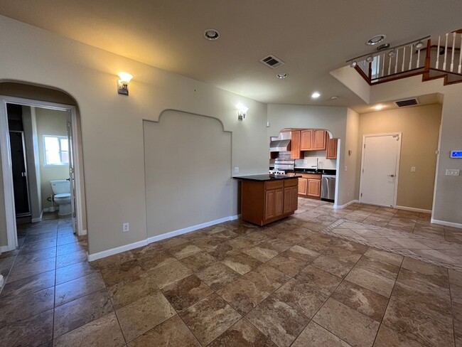 Building Photo - Upgraded and Beautiful Spacious 4 Bedroom ...