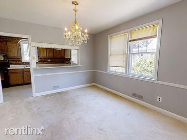 Foto del edificio - 2 br, 1 bath House - 6304 Eastern Pkwy