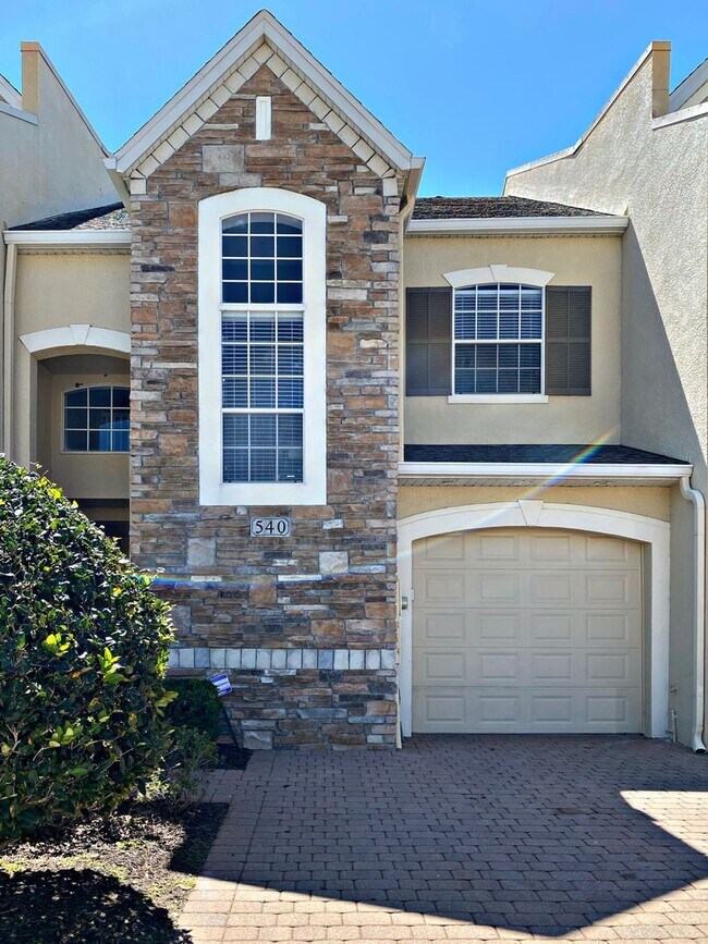 Foto del edificio - 540 Woodland Terrace Blvd