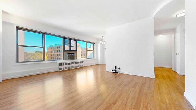 Photo - 115 Ashland Pl - 115 Ashland Pl Apartment