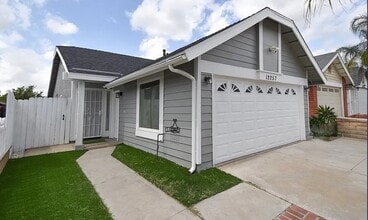 Building Photo - 12257 Hythe St