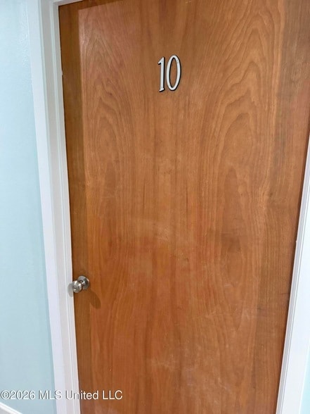 Photo - 212 E 2nd St House