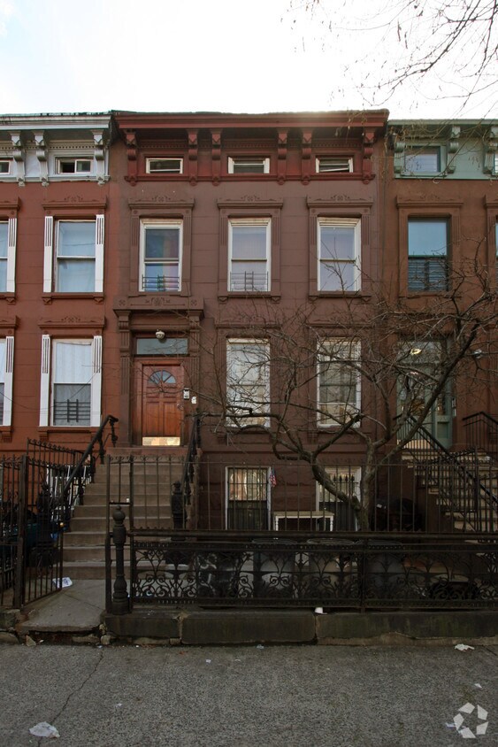 Foto principal - 850 Greene Ave