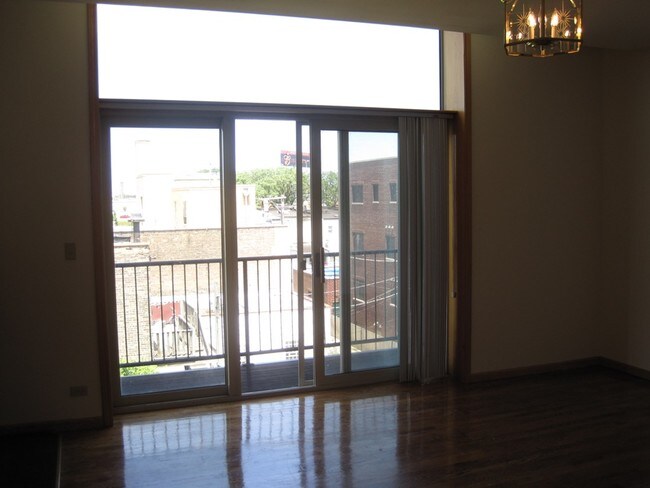 Foto del edificio - 2375 W. Montana St.