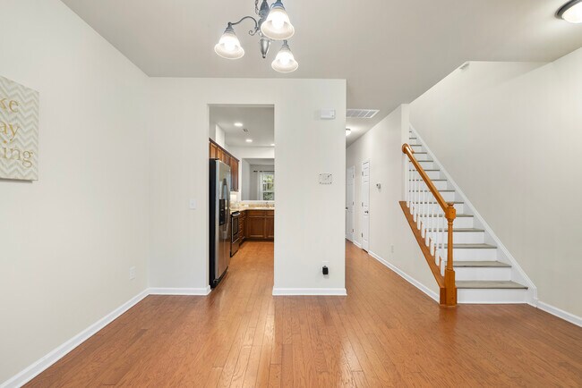 Foto del edificio - 3002 Berkeley Springs Pl
