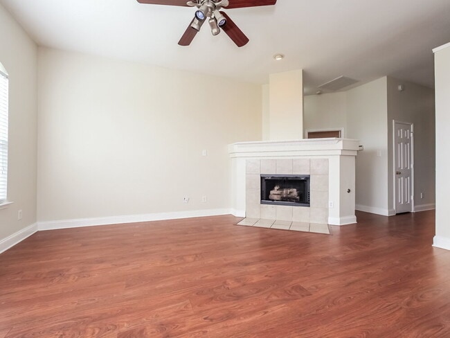 Building Photo - 773 Silverbrook Dr