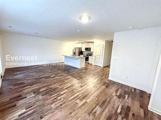 Building Photo - 241 Koslin Lp